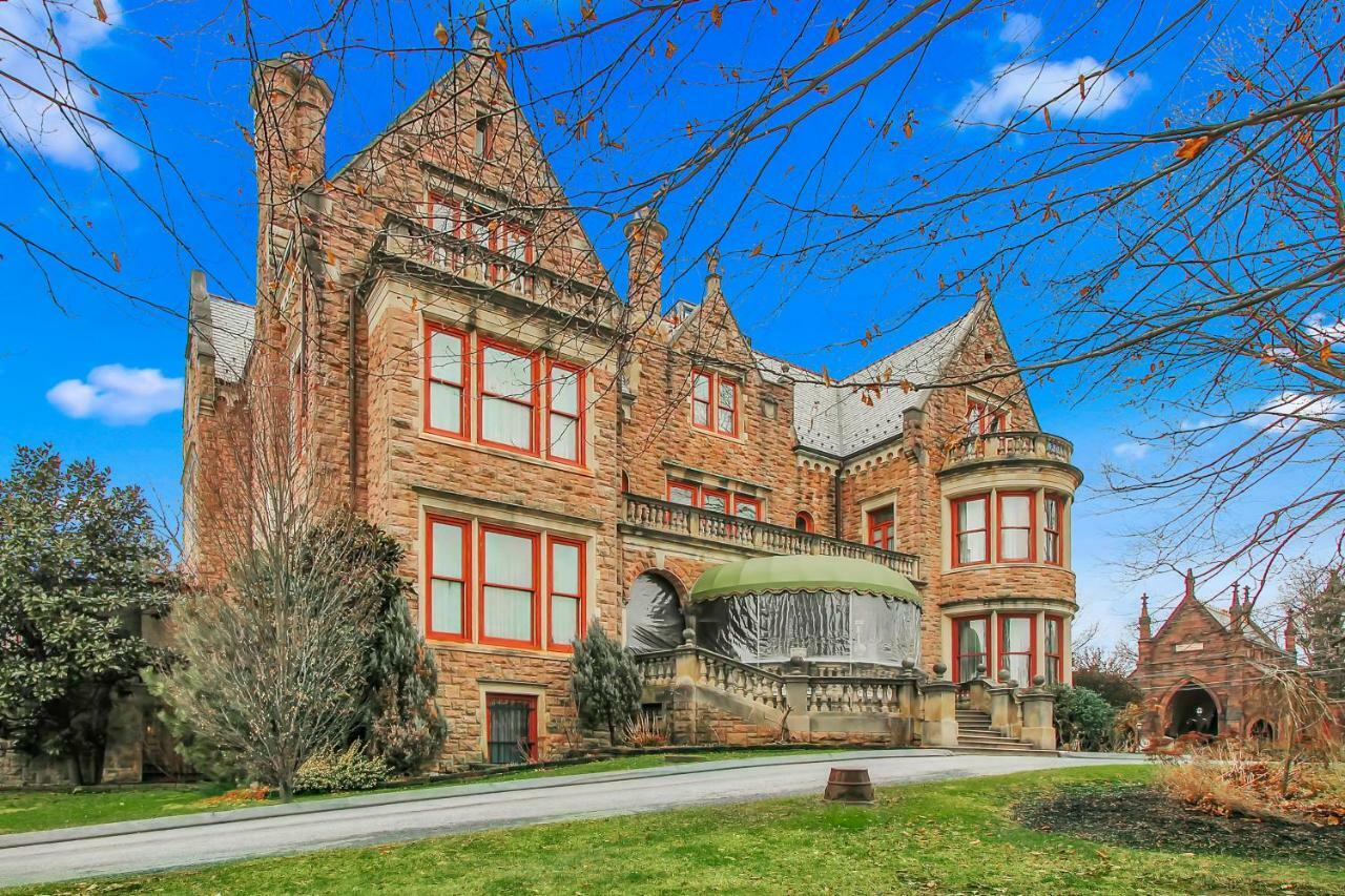 The Gables At Stirling Guest Hotel Reading Exterior photo