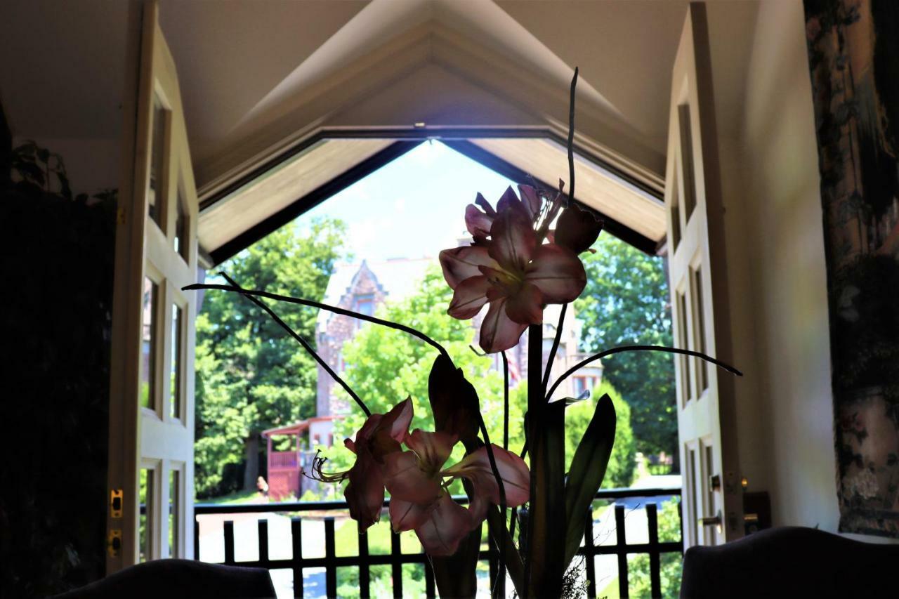 The Gables At Stirling Guest Hotel Reading Exterior photo